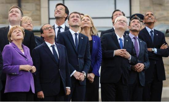 our world leaders staring at the skies... wtf world leaders?