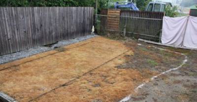A guy turned his boring backyard into an incredibly awesome place to relax