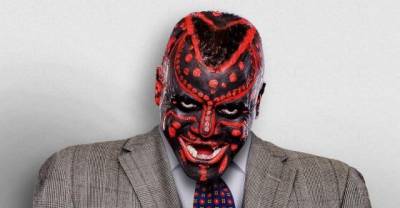 Men who look stranger in suits than in spandex