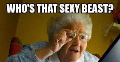 Top 10 Funniest and HIlarious Memes of 2014. #8 is best of all.