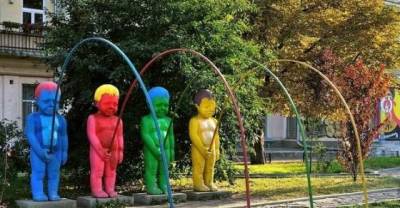 These 14 Playgrounds Are NOT OK For Children.