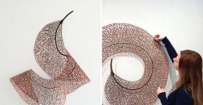 Artist Uses Home Sewing Machine To Capture Nature&rsquo;s Most Delicate Forms With Embroidery