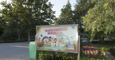 China&rsquo;s Counterfeit Disneyland Is Actually Super Creepy