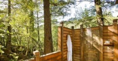 Amazing 20 unique showers it would be an honor to pee in
