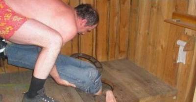 Stupid People Doing Stupid Things: These Dumb People Doing Stupid Things Will Make You Feel Smarter