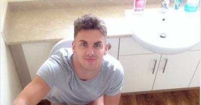11 People Who Should be Beaten with Their Selfie Sticks