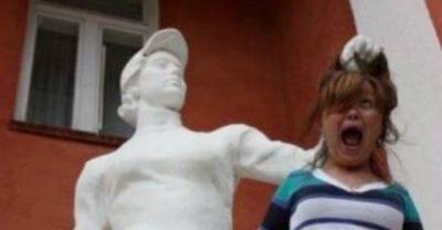 20 Statues That Believe That Violence Is The Answer