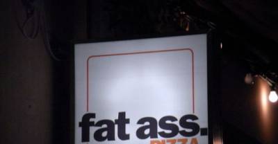 12 Funny Restaurant Names