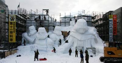 3500 Tons Snow + Japanese Army, What Do You Get? A Massive Star Wars Sculpture