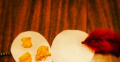 20 Valentine's Gifts That Will Guarantee You A Night On The Couch