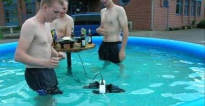 20 Moments That Explain Exactly Why Women Live Longer Than Men