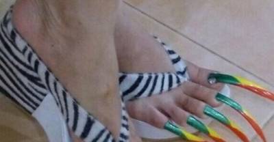 Friends don't let friends get ratchet toenails!