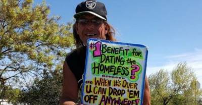 15 Homeless Signs That Should Win An Award For Being Clever.