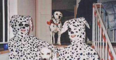 12 Most Embarrassing Pet Owner Portraits Of All Time