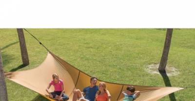 18 Awesome Items you need when  Summer is just around the corner,