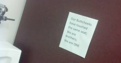 The 30 Best Things That Ever Happened In A Bathroom