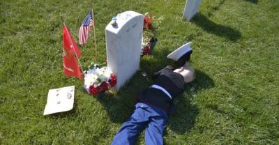 Heart Breaking Moments Of A Son At His Father's Grave