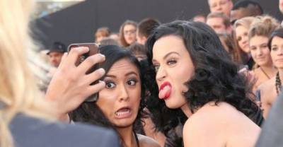 TOP 10 Worst Celebrity Selfies