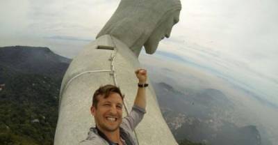 10 Of The Most Amazing Selfies &ndash; You Have to See It To Believe It!