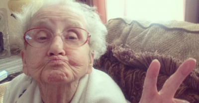 11 Grandparents Taking Selfies Prove It's Never Too Late To Learn Something New