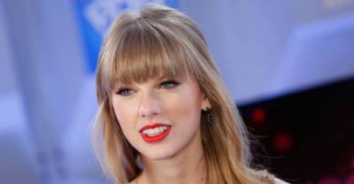 8 Wild Pieces of Celebrity Fan Mail