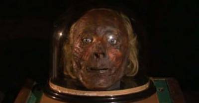 What A Museum Did With This Dead Philosopher's Body Is Beyond Weird And Gross