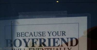 20 Funniest &lsquo;Help Wanted&rsquo; Signs