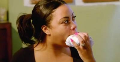 Meet the Lady Who's Addicted to Smelling and Chewing Dirty Diapers