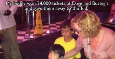 45 Random Acts Of Kindness That Will Restore Your Faith In Mankind