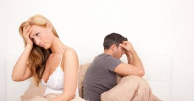 10 Signs Your Girlfriend Is Cheating On You