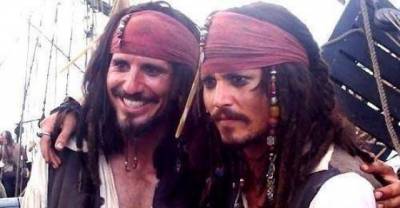 15 Hollywood Celebrities With Their Amazing Stunt Doubles
