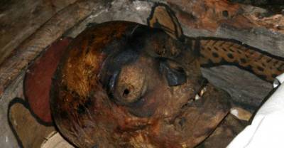 6 Of The Creepiest And Most Horrible Things Discovered By New Homeowners