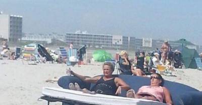 24 Hilarious Beach Fails Caught on Camera!