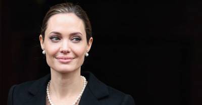 28 Celebs Who Don&rsquo;t Believe In God