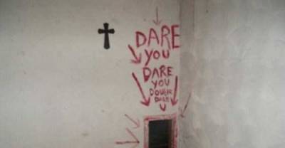 I Bet You Can't Make It Through All 30 Of These Creepy Pics Without Getting Creeped Out