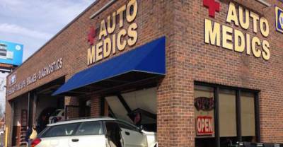 Check Out These Amazing Auto Fails!