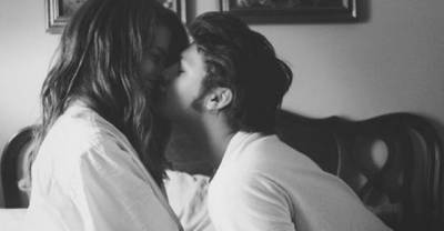 13 Amazing Health Benefits Of Kissing