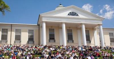 Small Town Comes Up With A Plan To Send All Graduates To College