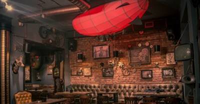 The World&rsquo;s 5 Coolest Bars To Grab A Drink