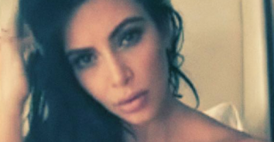 Who Is This Random Dude In The Corner Of Kim Kardashian&rsquo;s Latest Bedroom Selfies?