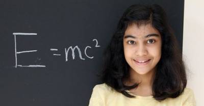 12  Year-Old Girl Beats Einstein And Hawking's Mensa Scores!