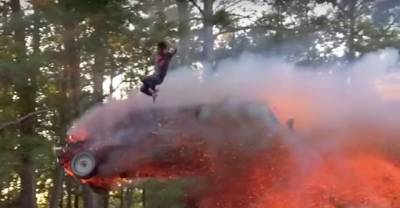 Alabama Men Jump Flaming Suv Into Lake For Fun