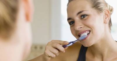 10 Things You Do Everyday That Silently Damage Your Body