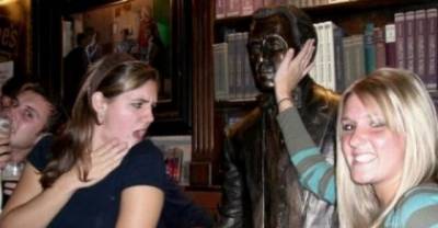 Funny People Misbehaving With Statues. The Lady In #7 Has Just Nailed It!