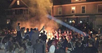 10 Utterly Bizarre Riots Throughout History