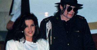 Celebrity Couples Who Met In The WEIRDEST Ways!