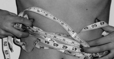 8 Subtle Signs You Might Have An Eating Disorder