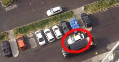 This Dude Gets Taught a Lesson by the Locals when He Parks Like a Moron