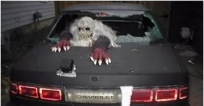 12 Cool Halloween Pimped Cars