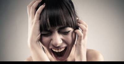 Eek! 'scratching' Sound In Woman's Ear Turns Out To Be Spider Weaving A Web
